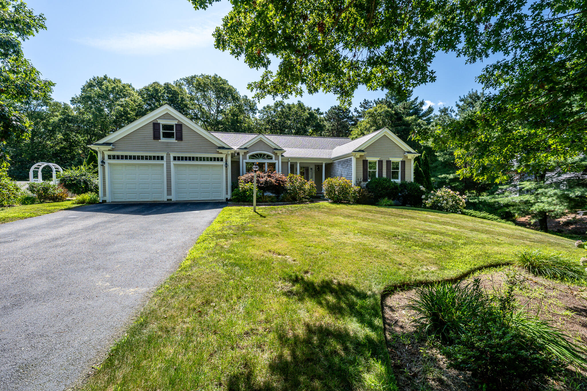 51 Falling Leaf Lane Property Photo 1