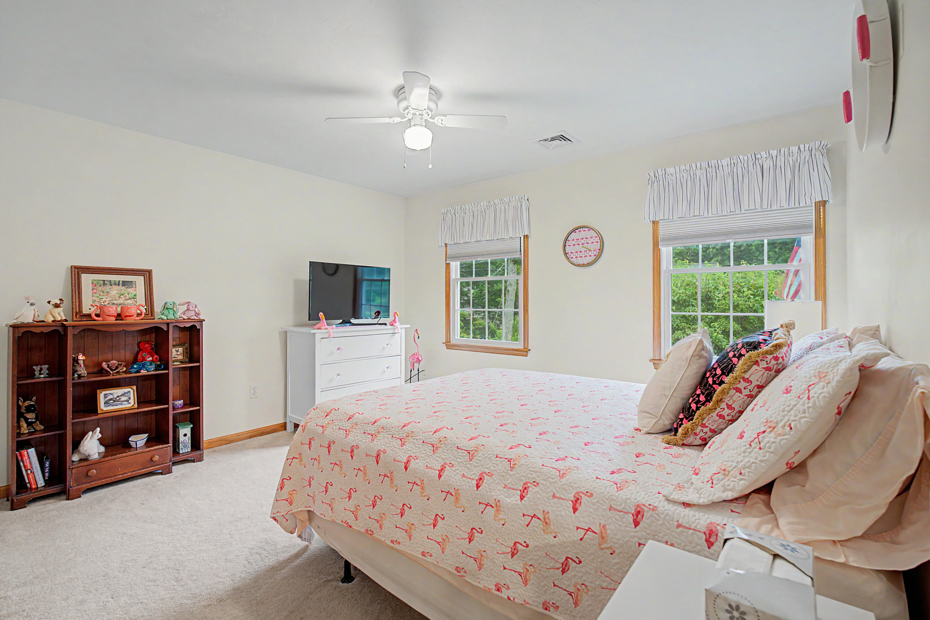 12 Gordon Lane Property Photo 23