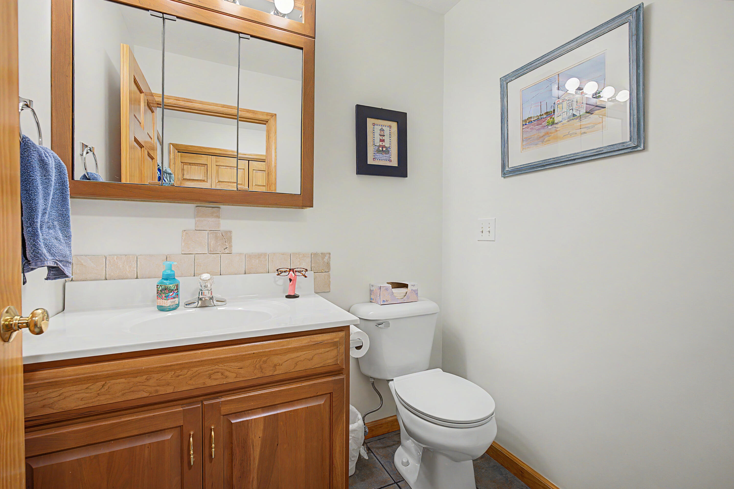 12 Gordon Lane Property Photo 26