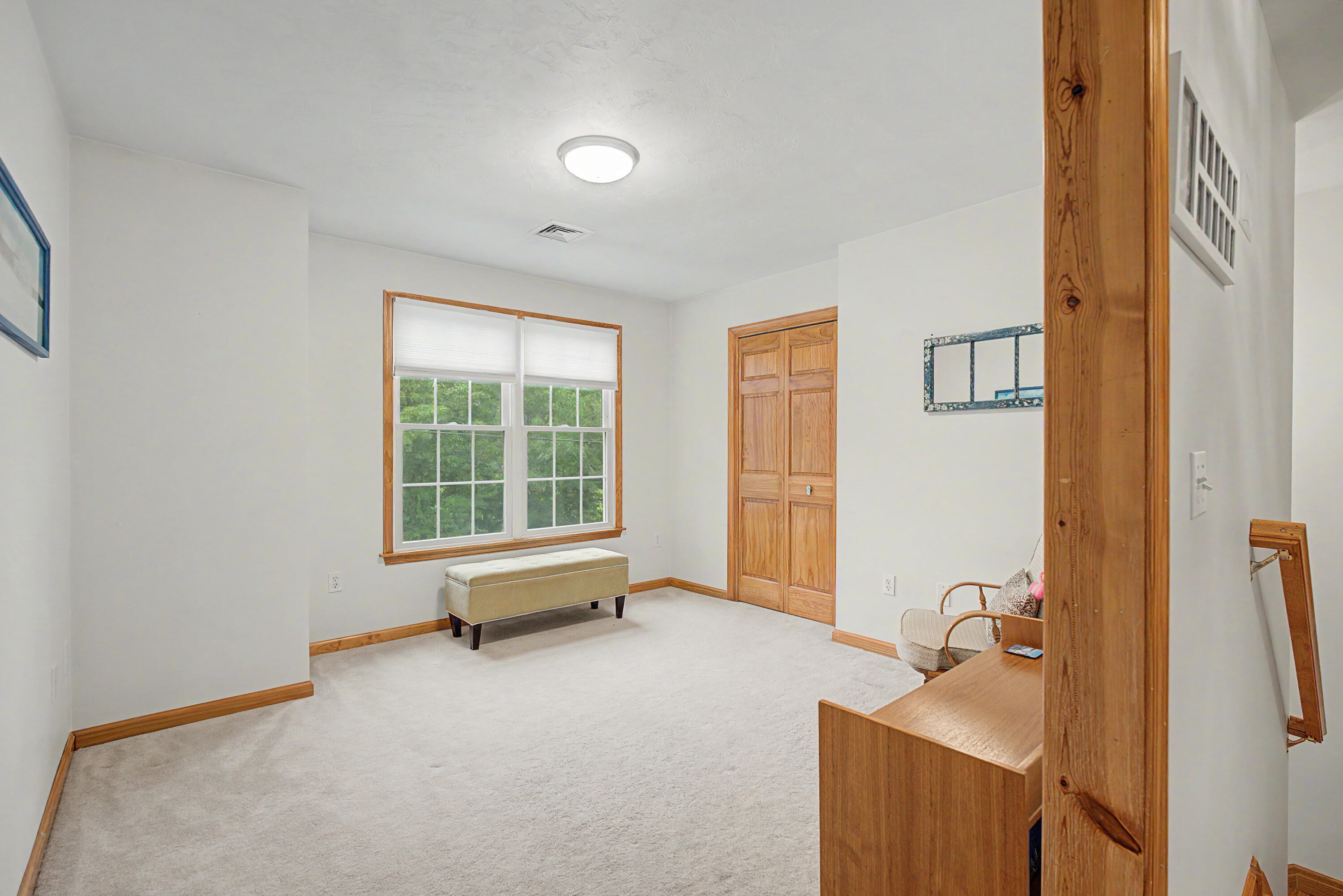 12 Gordon Lane Property Photo 29