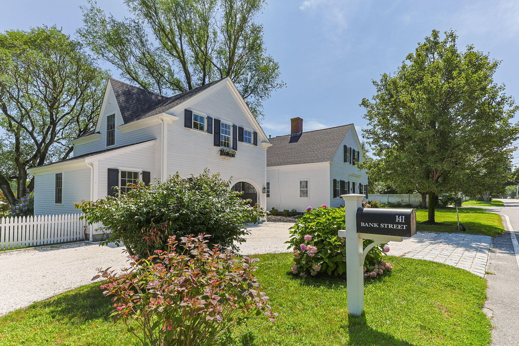141 Bank Street Property Photo 40