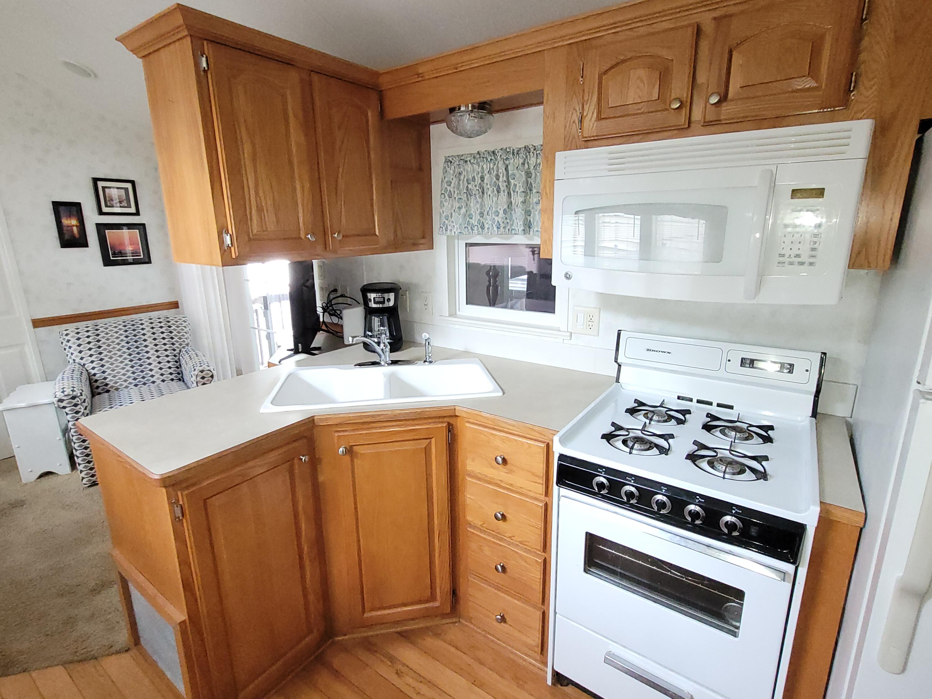 310 Old Chatham Road # 14 Property Photo 10
