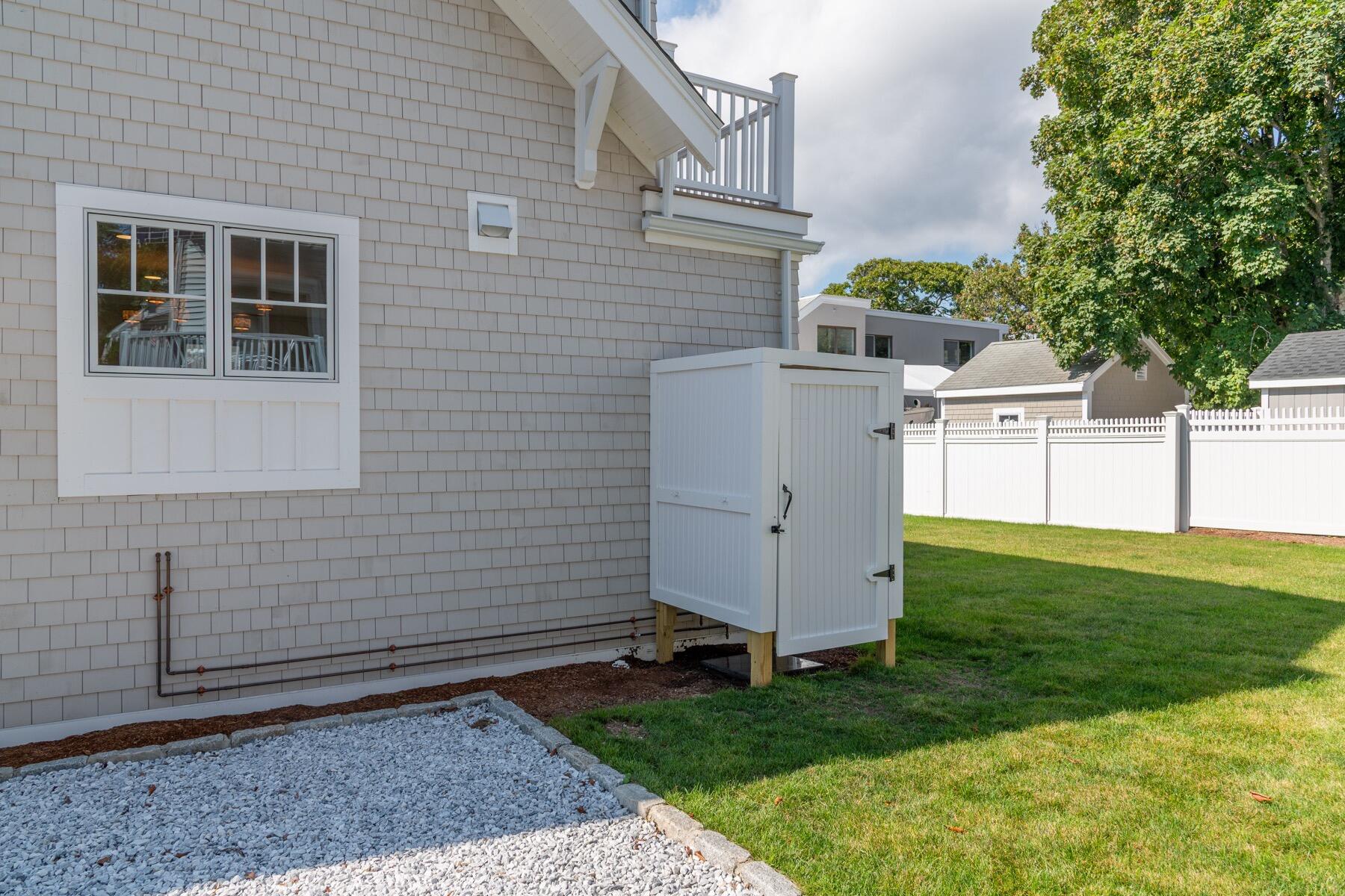 10 Vesper Avenue Property Photo 11