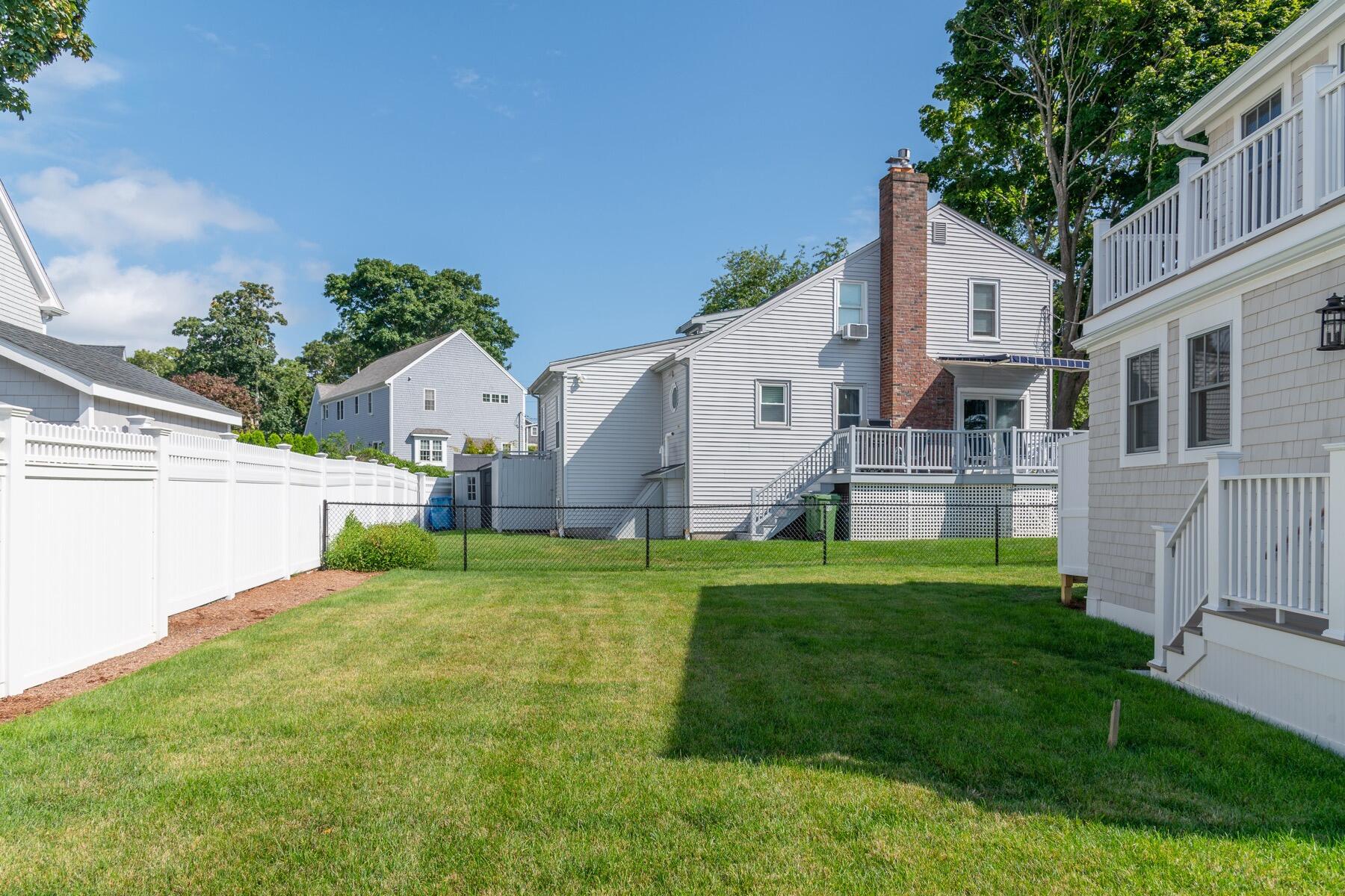 10 Vesper Avenue Property Photo 12