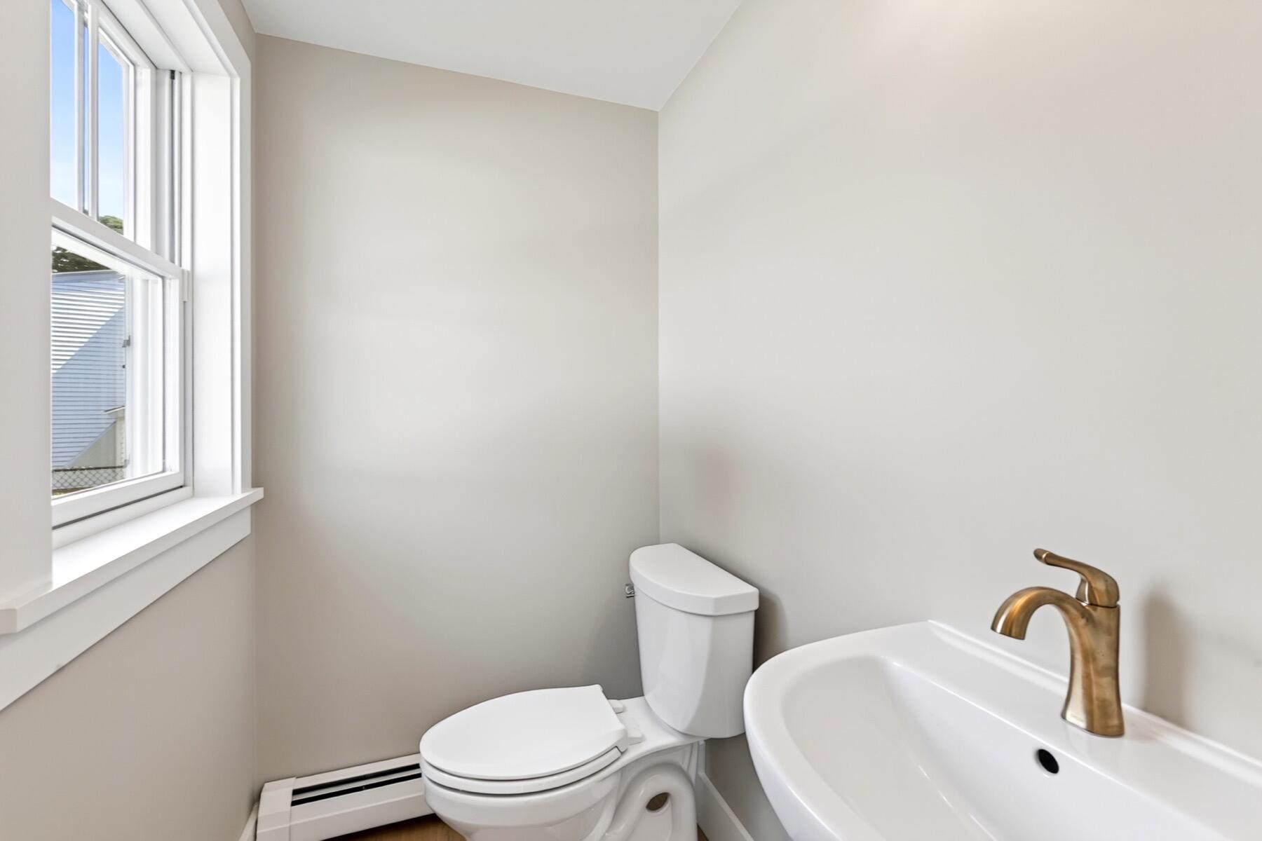 10 Vesper Avenue Property Photo 30