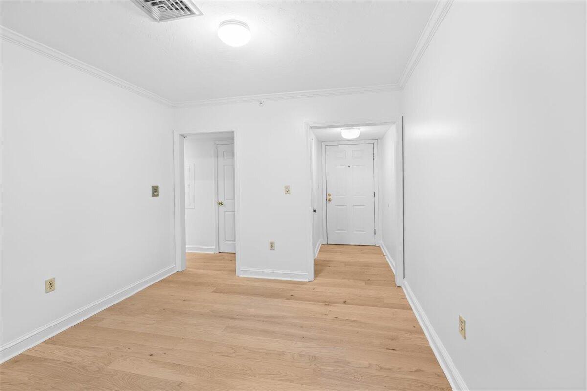 3512 Main Street Apt 3 Property Photo 4