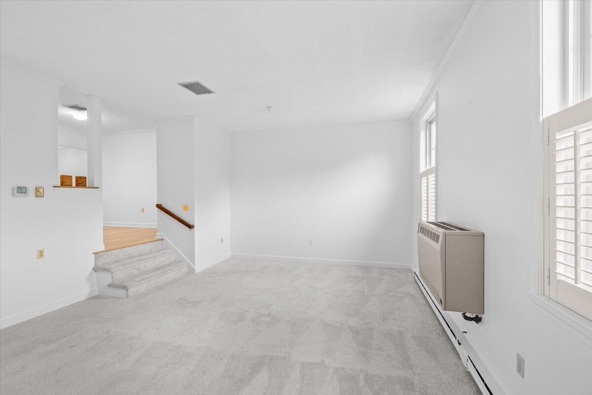 3512 Main Street Apt 3 Property Photo 7