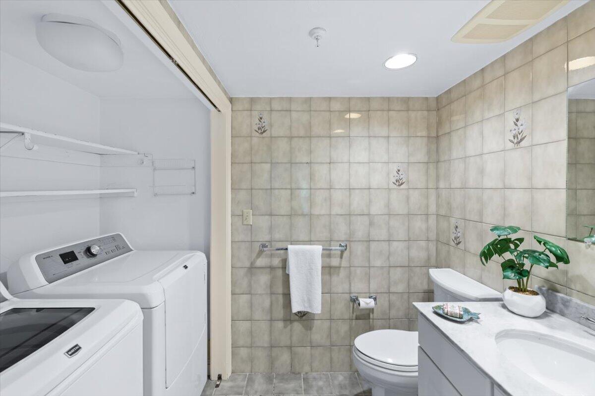 3512 Main Street Apt 3 Property Photo 16