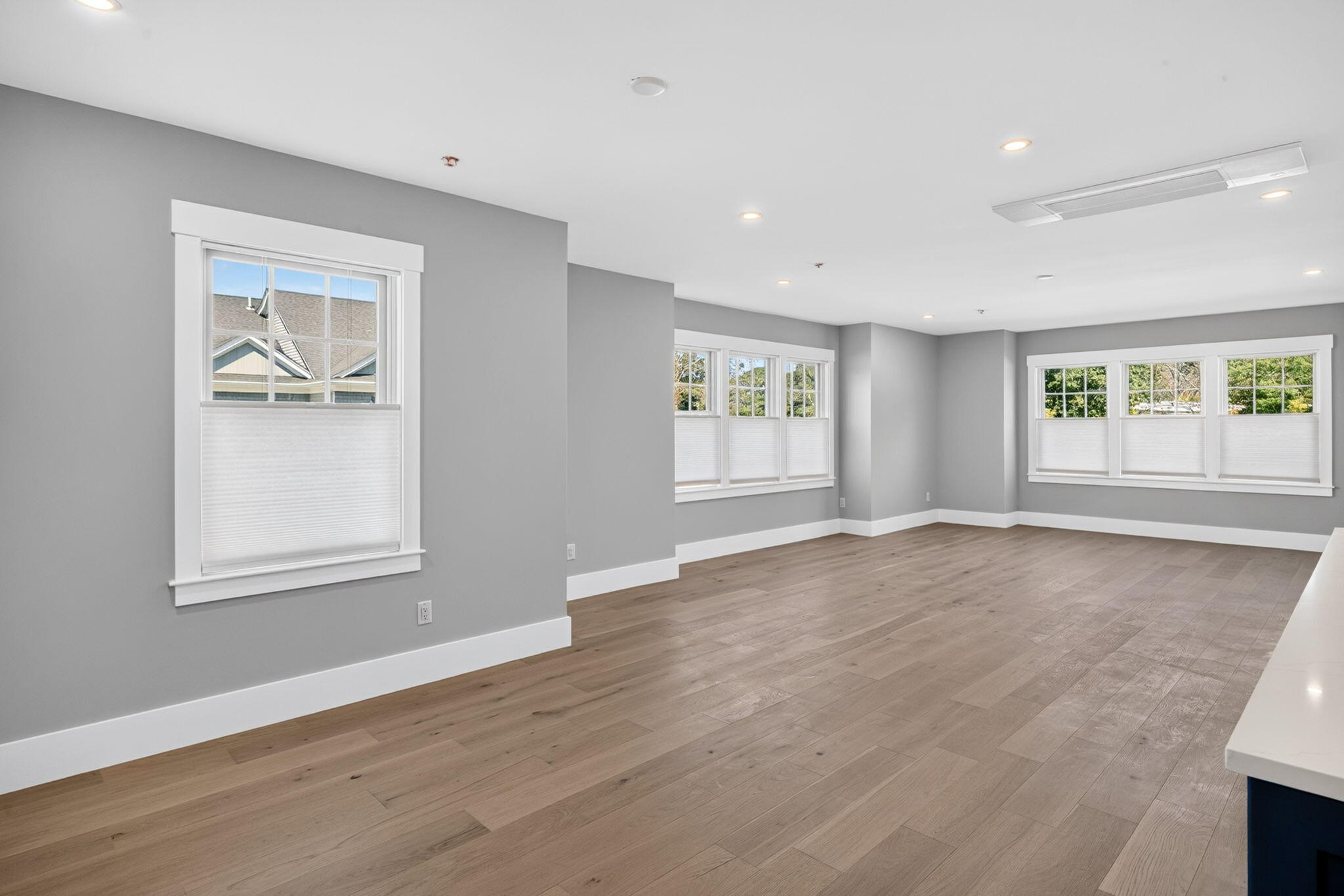 533 Woods Hole Road Unit E101 Property Photo 2
