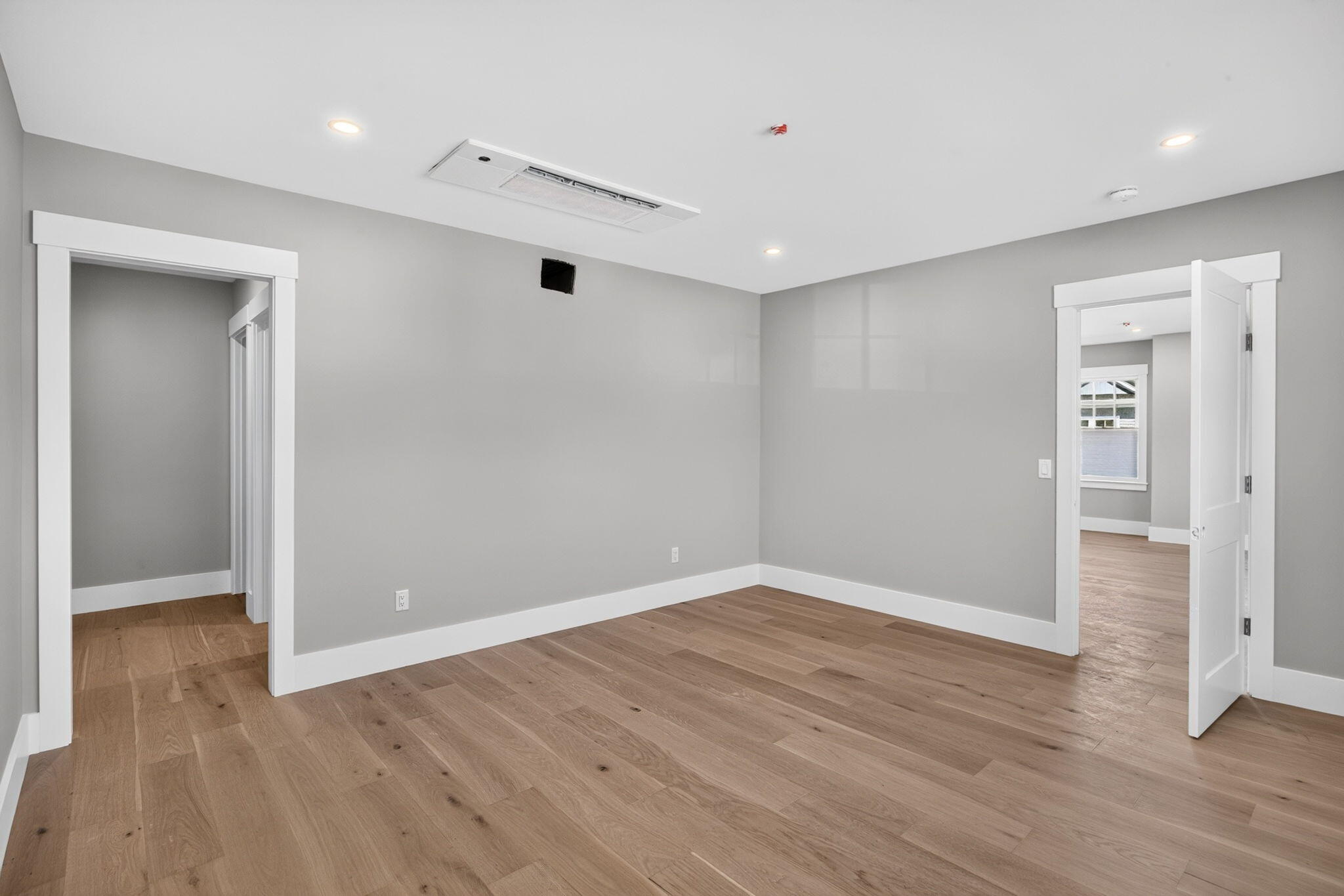 533 Woods Hole Road Unit E101 Property Photo 11