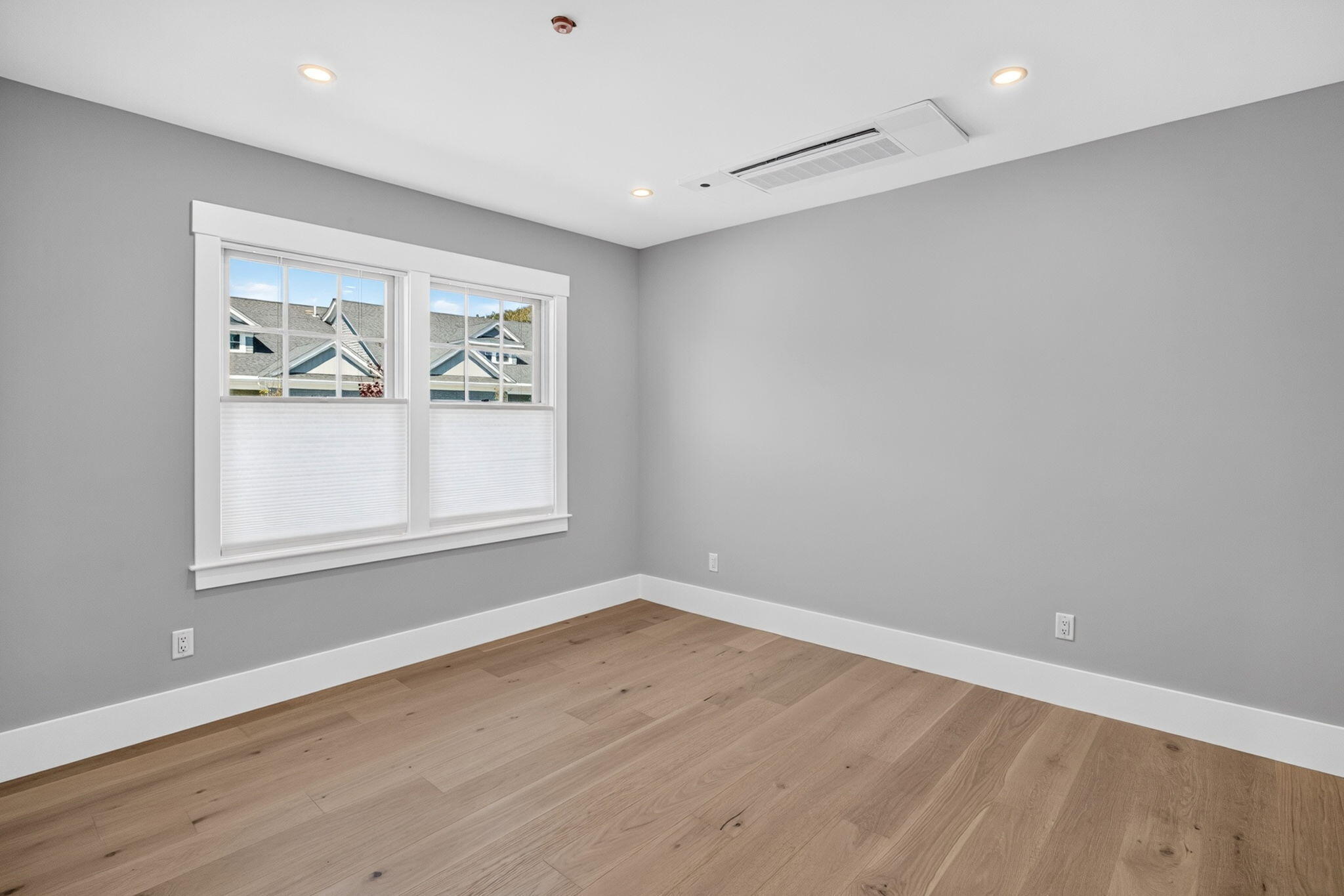 533 Woods Hole Road Unit E101 Property Photo 17