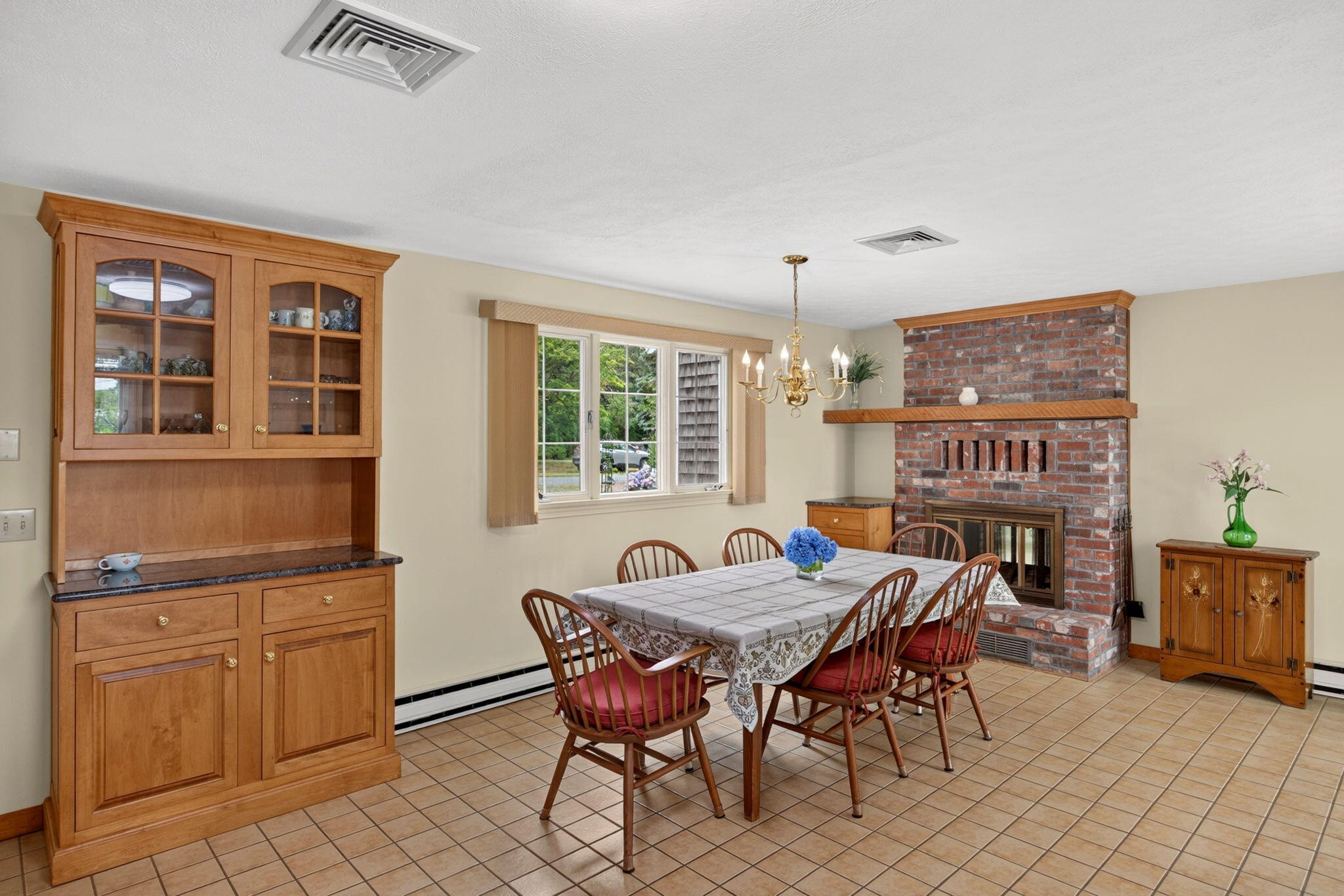 50 Shaker Lane Property Photo 17