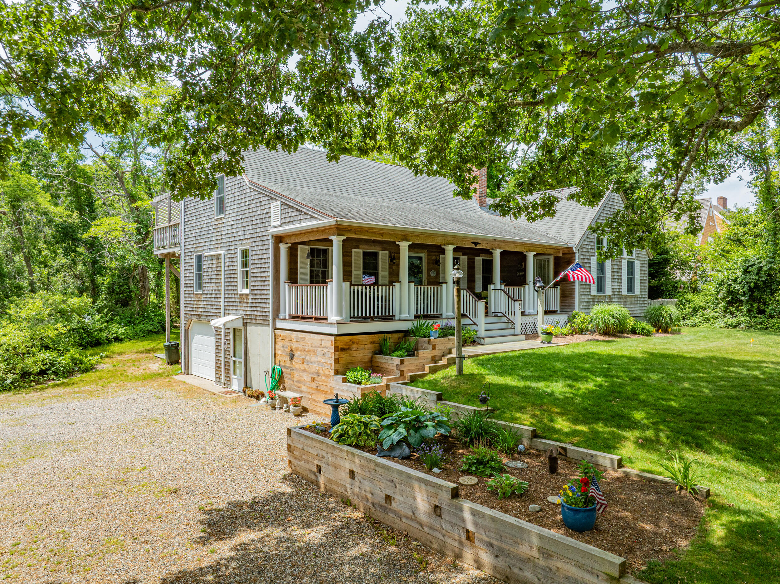65 Pilgrims Path Property Photo 5