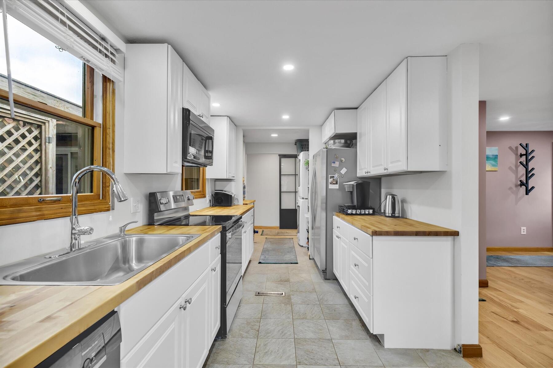 59 Swan Lake Road Property Photo 12