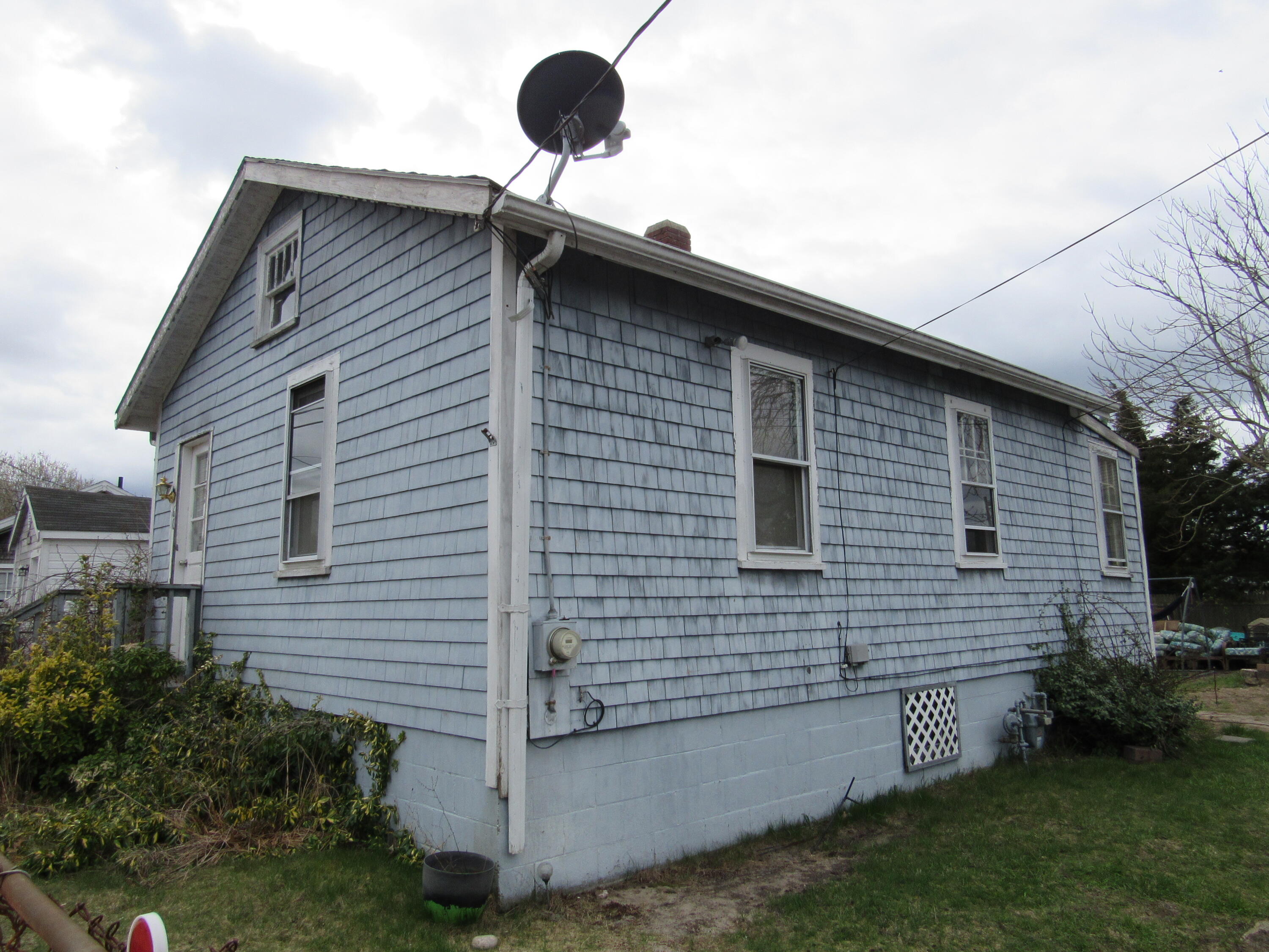60 11th Street Property Photo 2