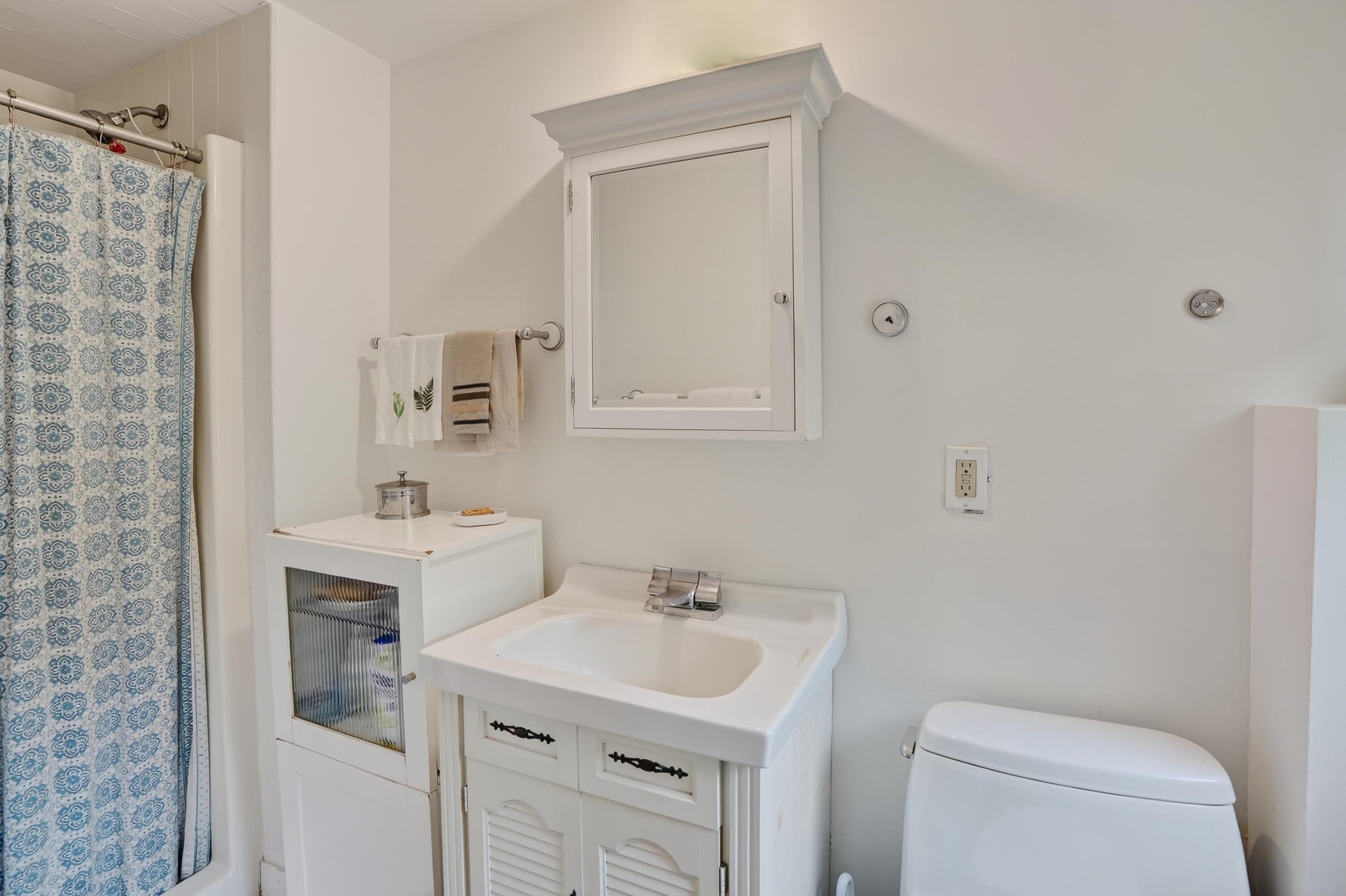 88 Franklin Street Property Photo 27