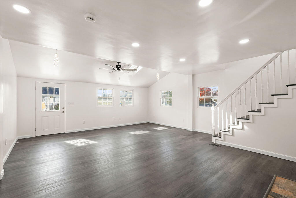 5 Trenton Street Property Photo 6