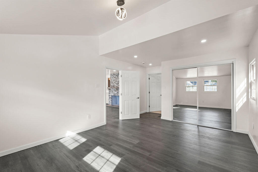 5 Trenton Street Property Photo 12