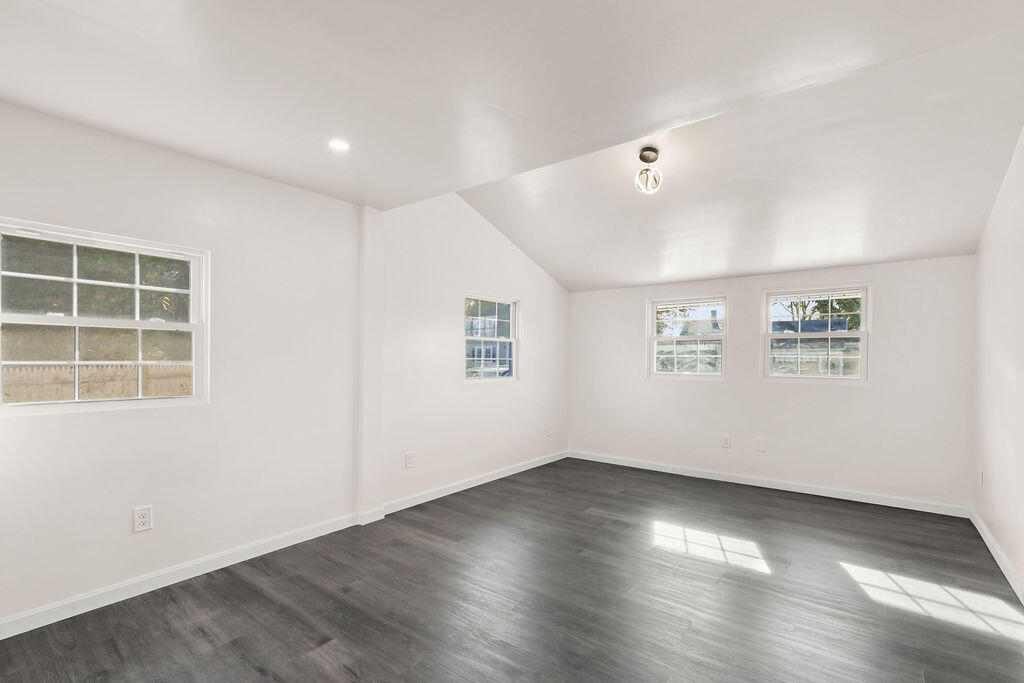 5 Trenton Street Property Photo 14