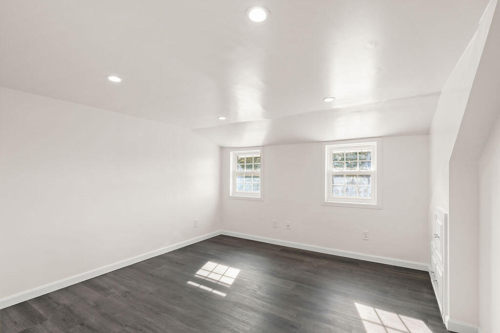 5 Trenton Street Property Photo 16