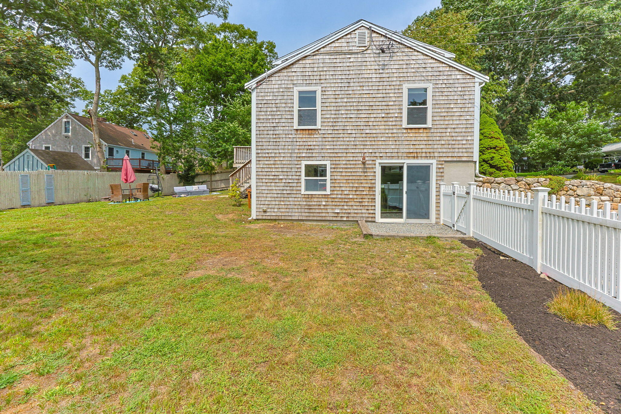 33 Lakefield Road Property Photo 29