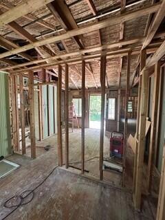 319 Massachusetts 6a Property Photo 3
