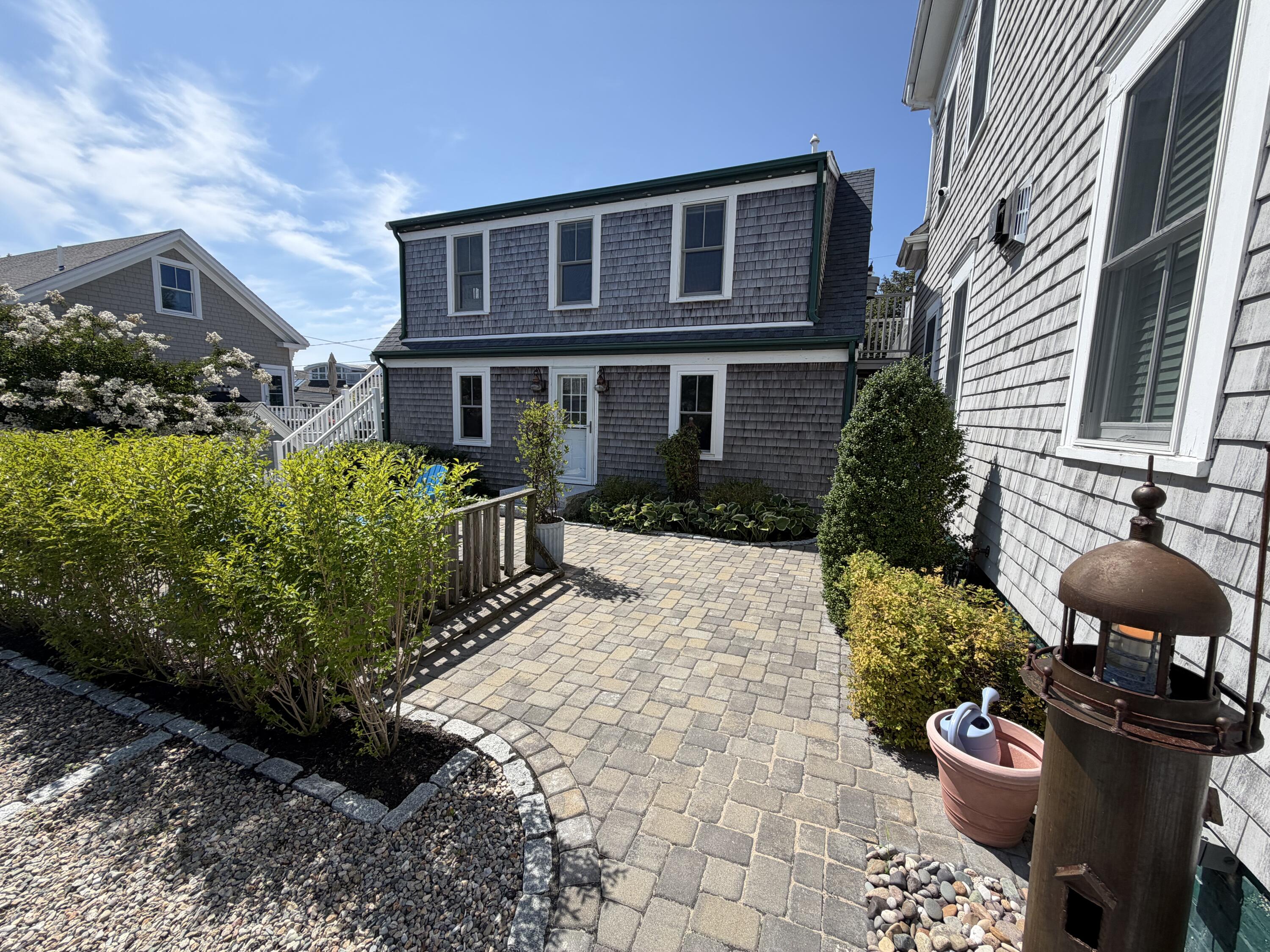 4 Conant Street Property Photo 10