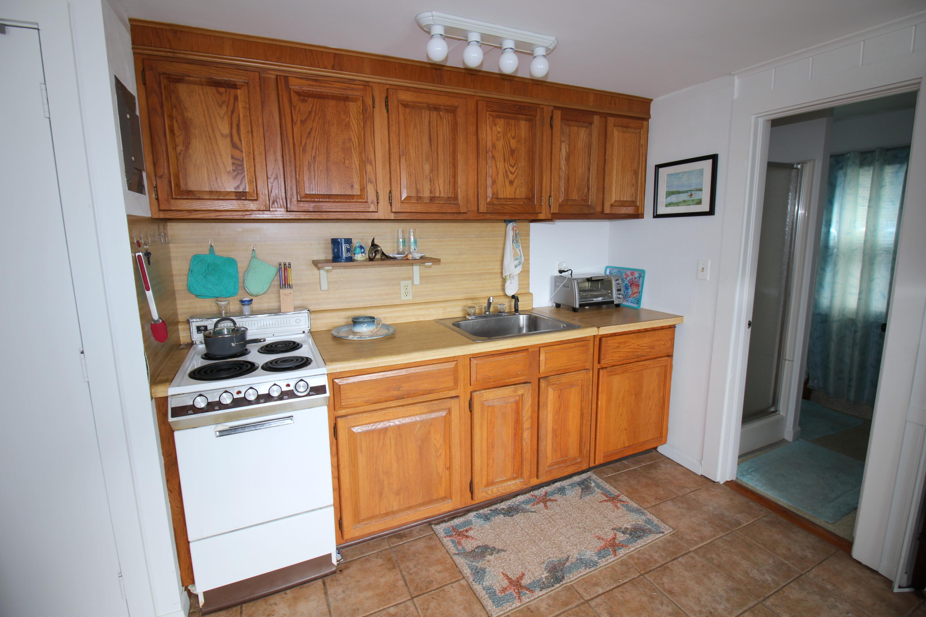 174 Captain Chase Road Unit 18 Property Photo 6
