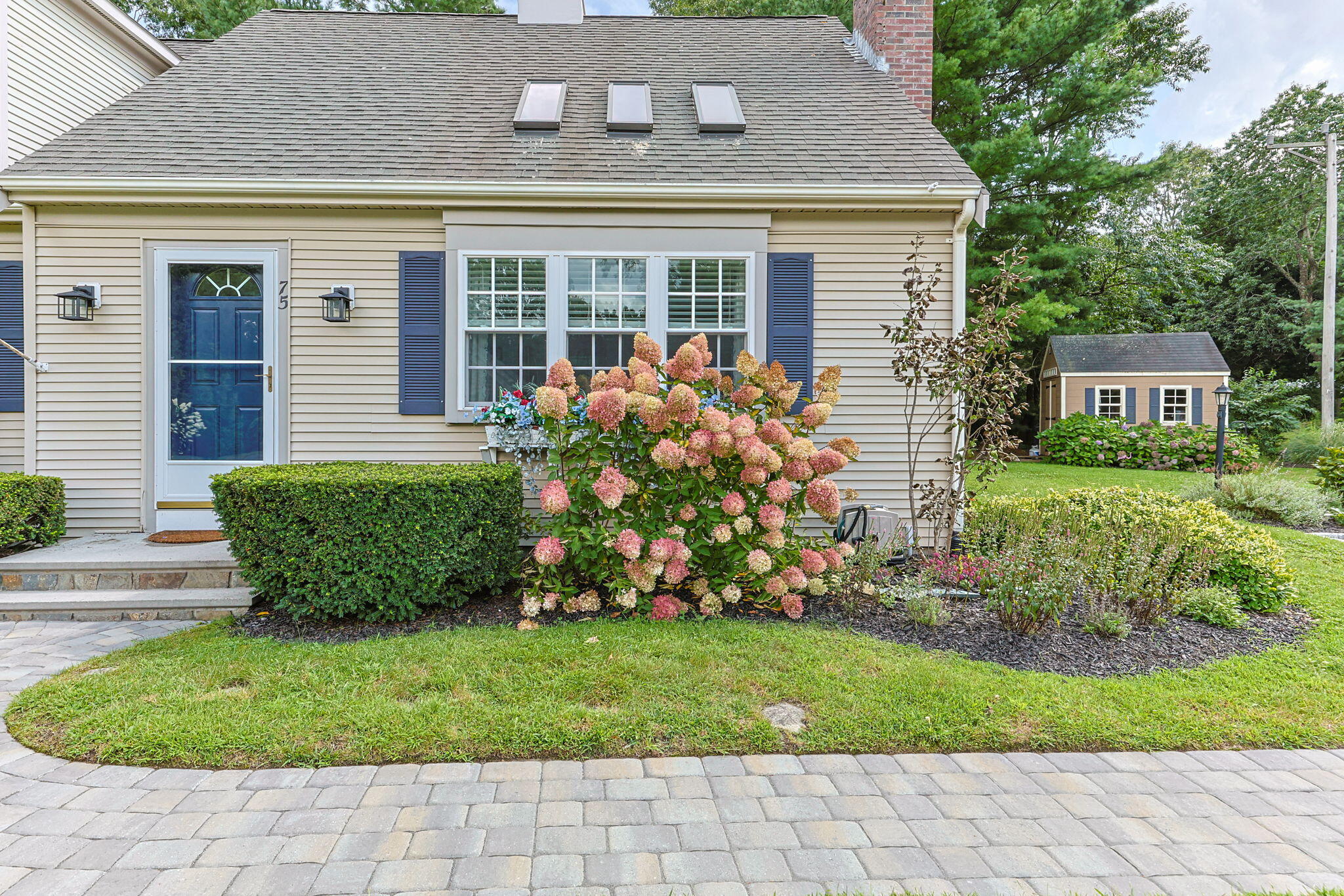 75 Jobys Lane Property Photo 3