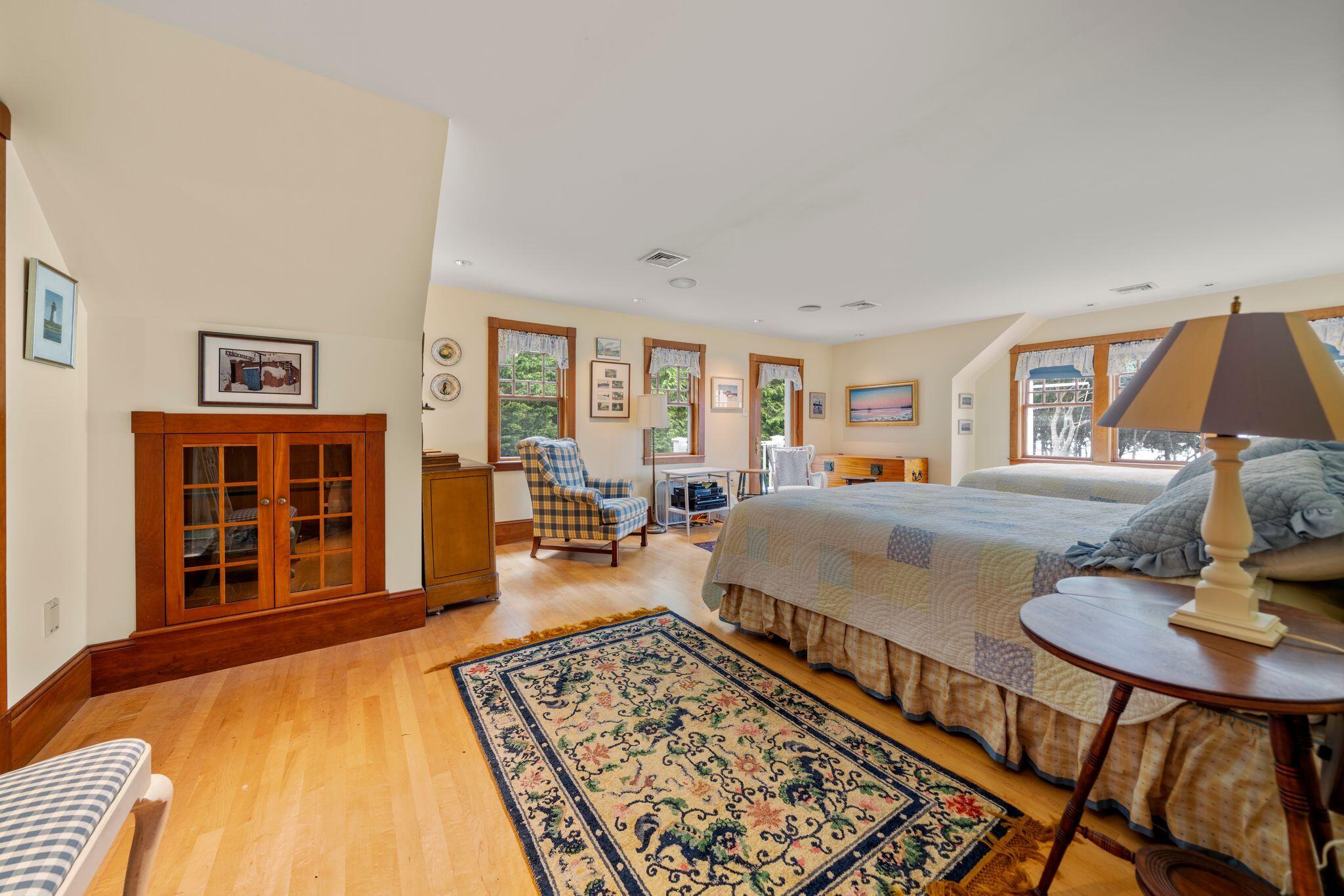 4 Sherbourne Way Property Photo 15