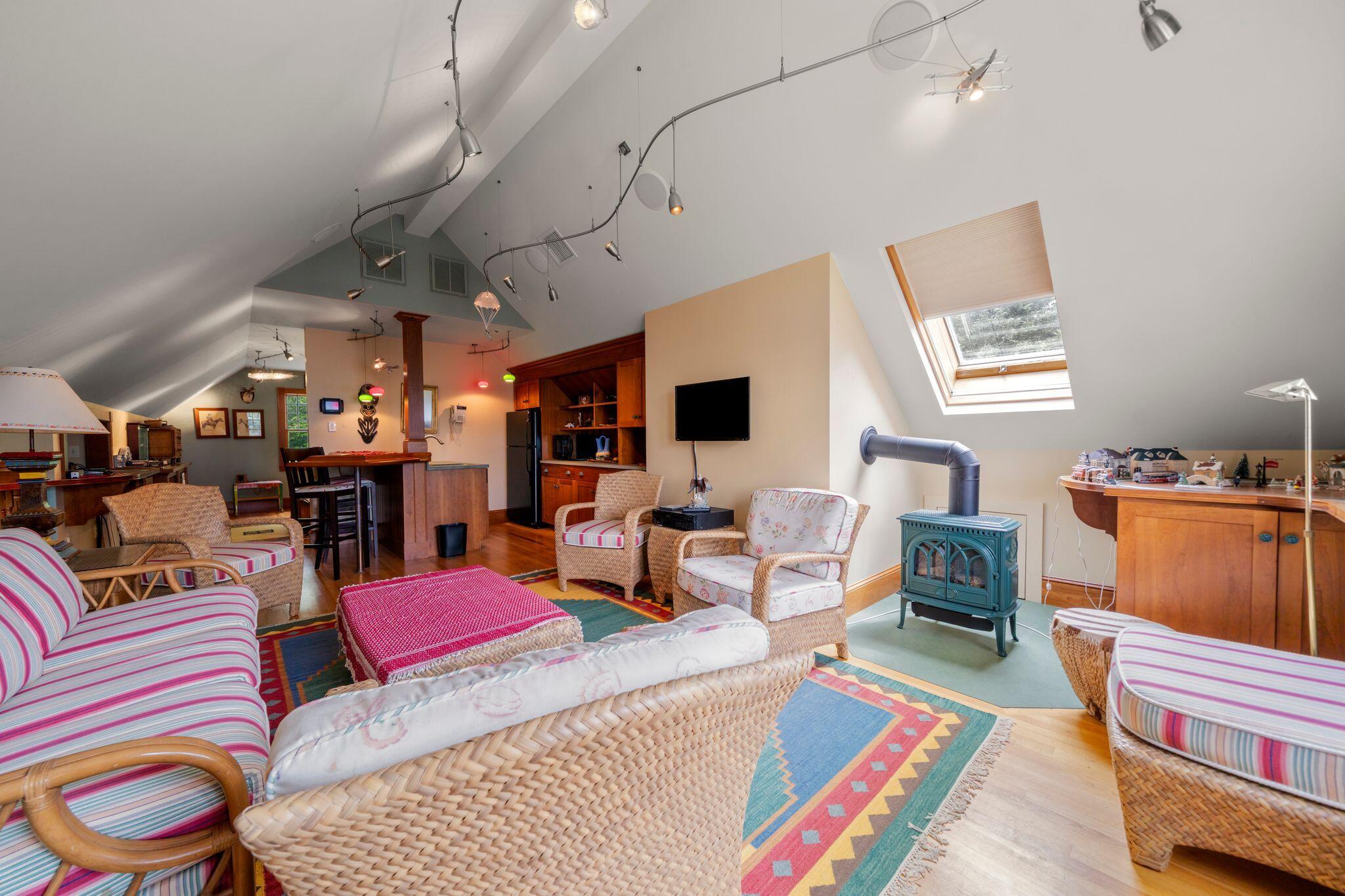 4 Sherbourne Way Property Photo 23