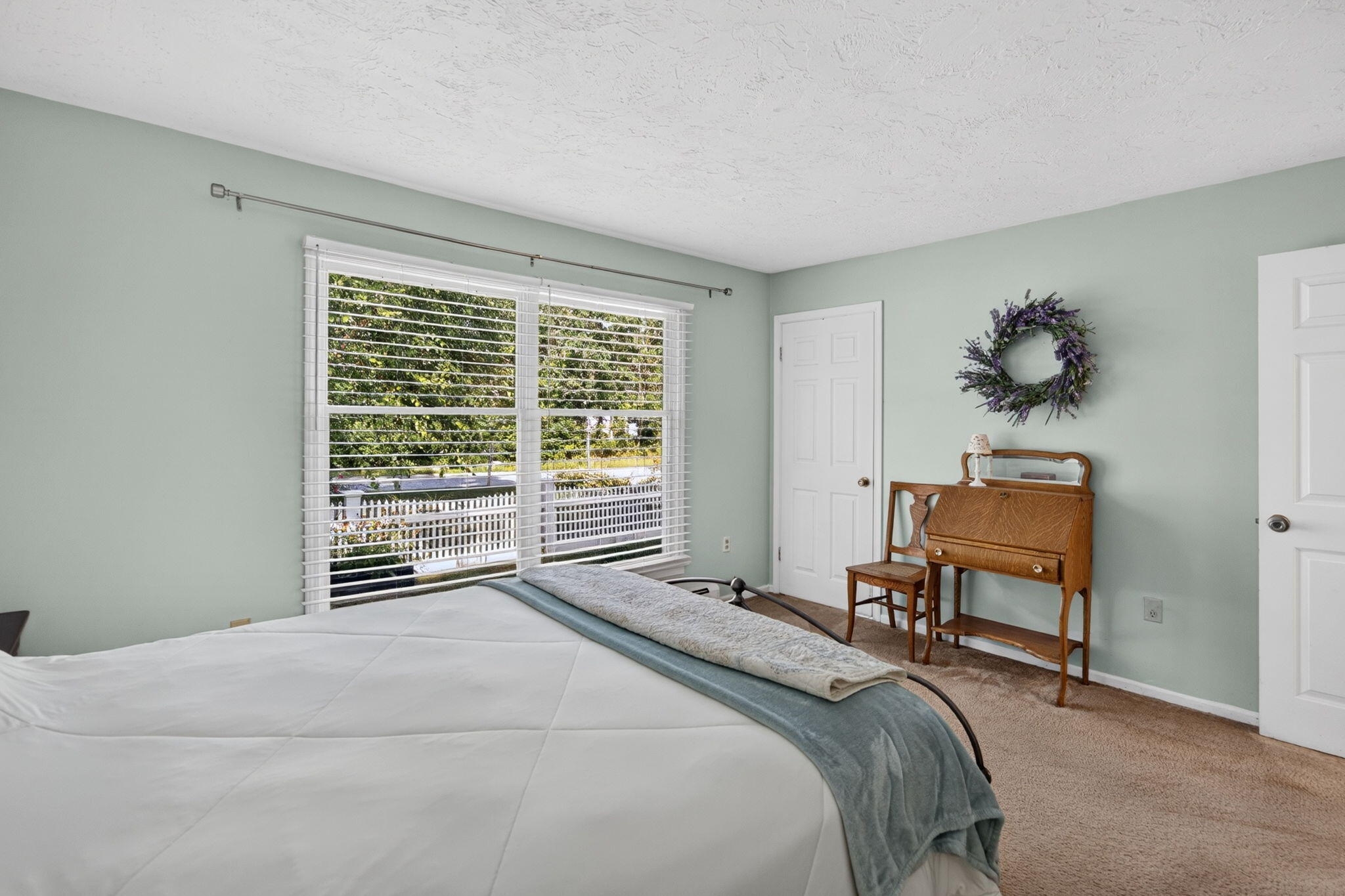 16 Holly Ridge Drive Property Photo 17