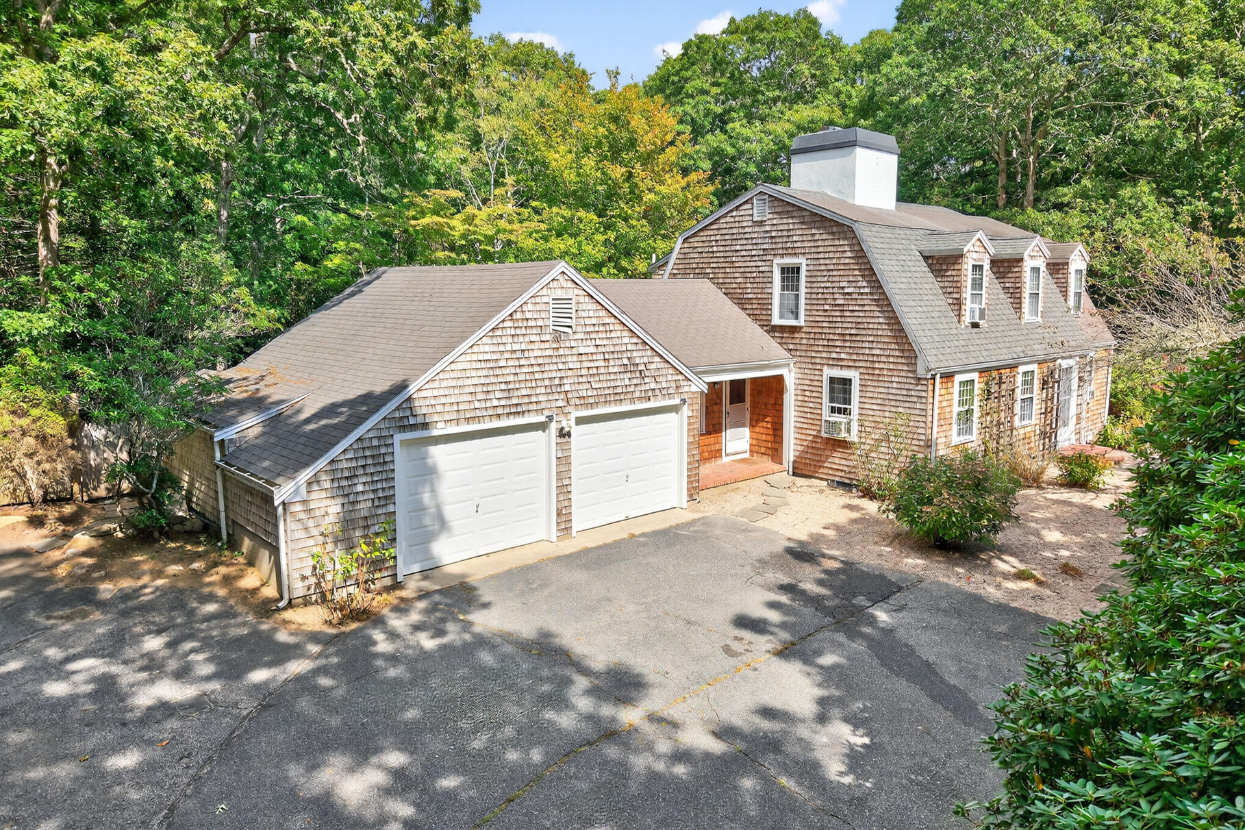 13 Two Ponds Road Property Photo 31