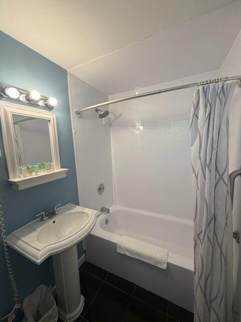 33 Island Inn Road Unit F Property Photo 10