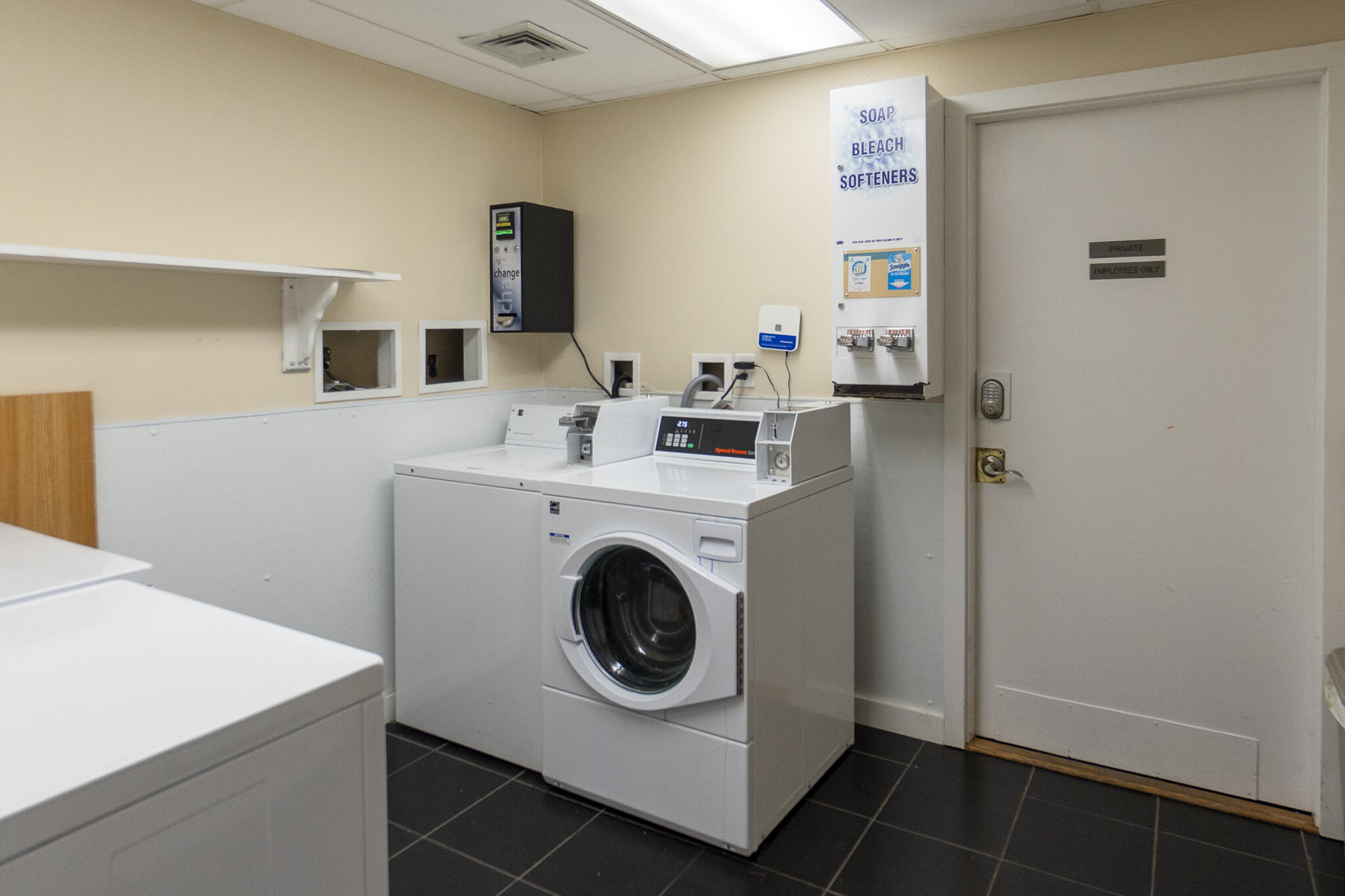 33 Island Inn Road Unit F Property Photo 13