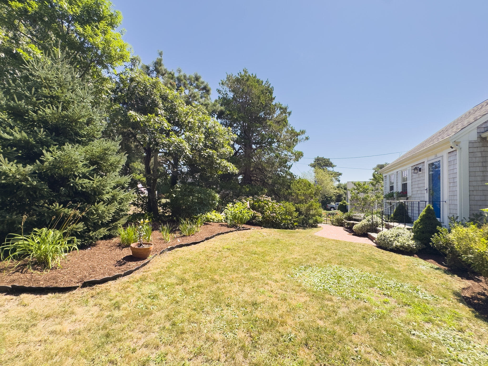116 Vineyard Avenue Property Photo 5