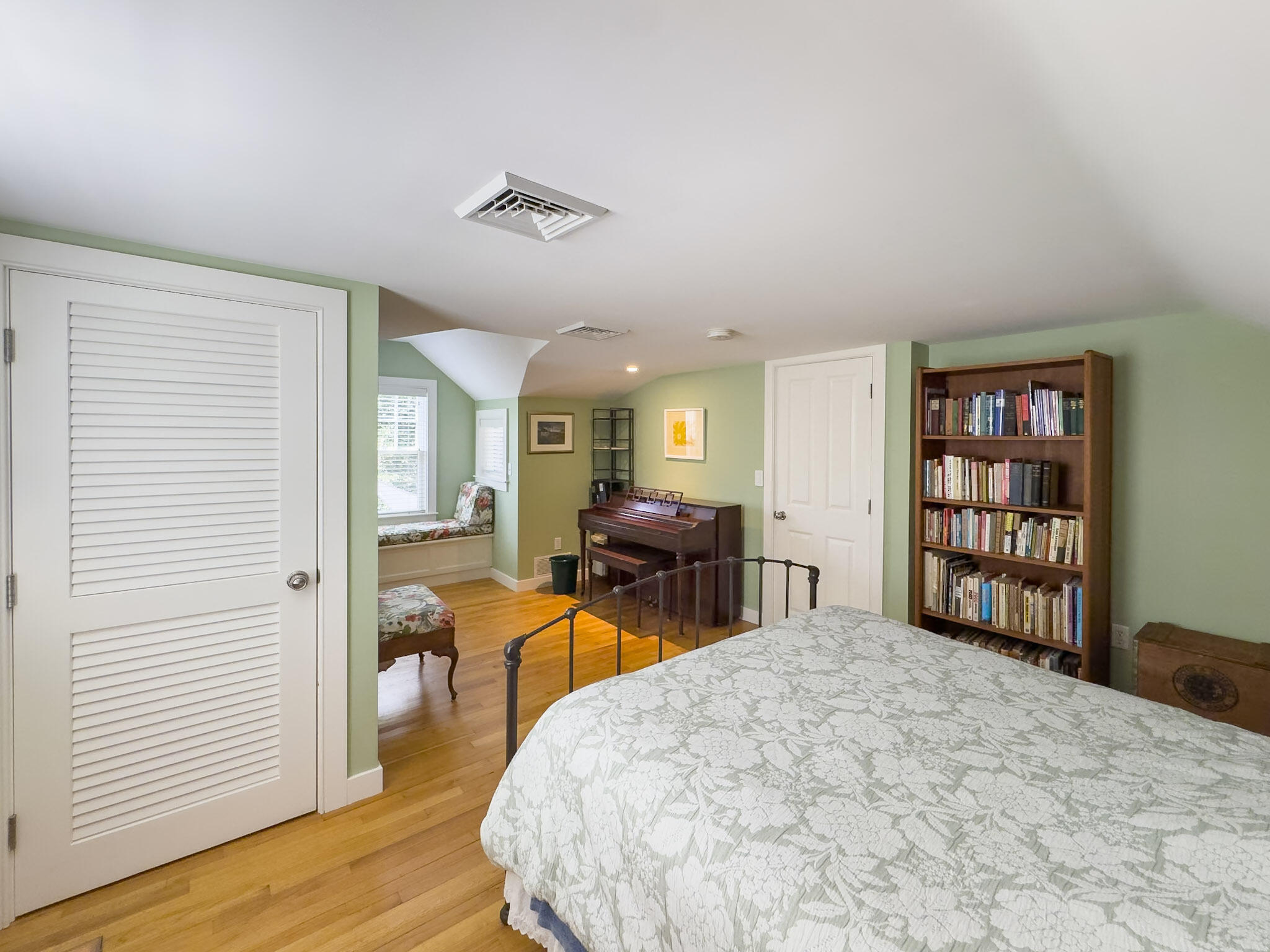 116 Vineyard Avenue Property Photo 37