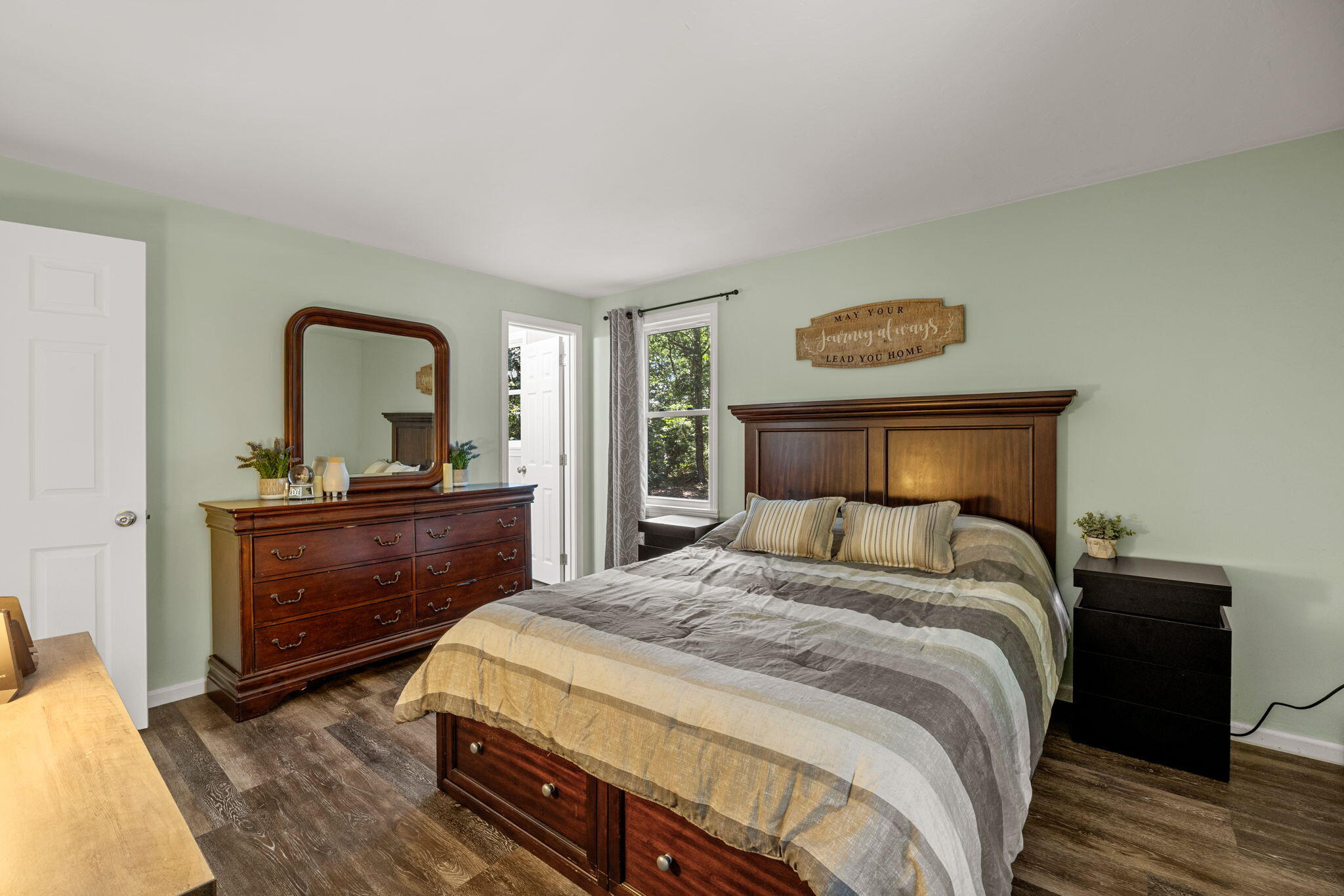 18 Christopher Way Property Photo 15