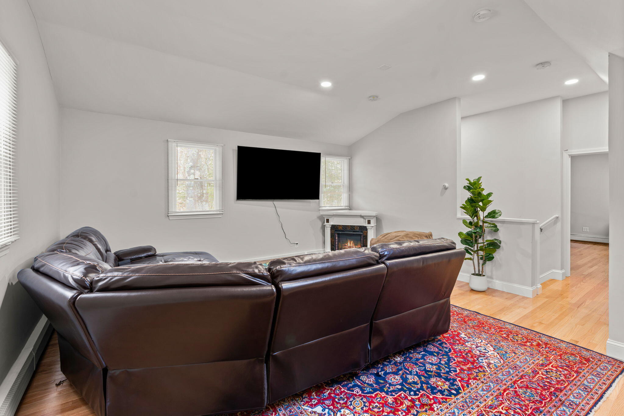 19 Moniz Way Property Photo 24