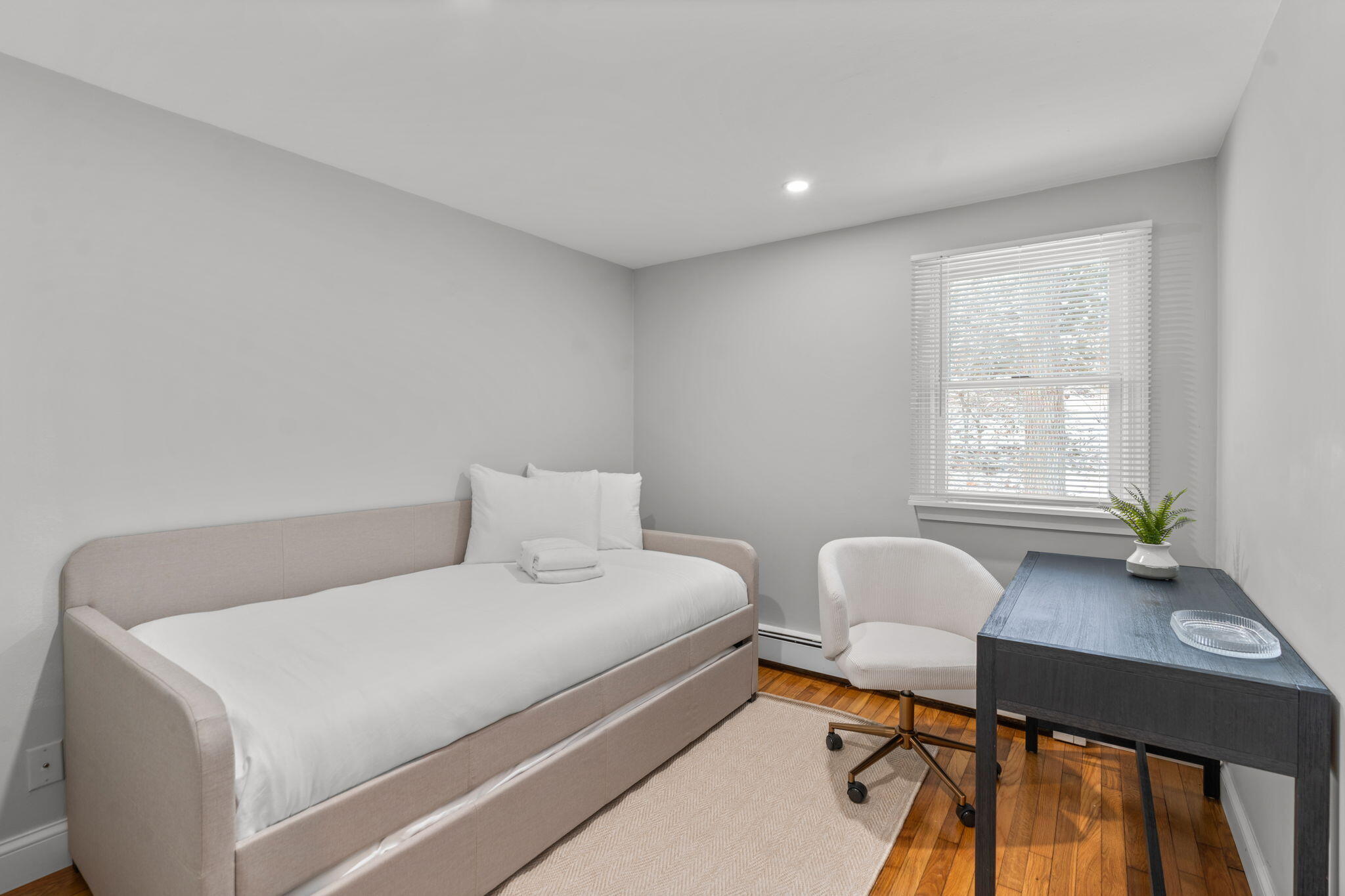 19 Moniz Way Property Photo 33
