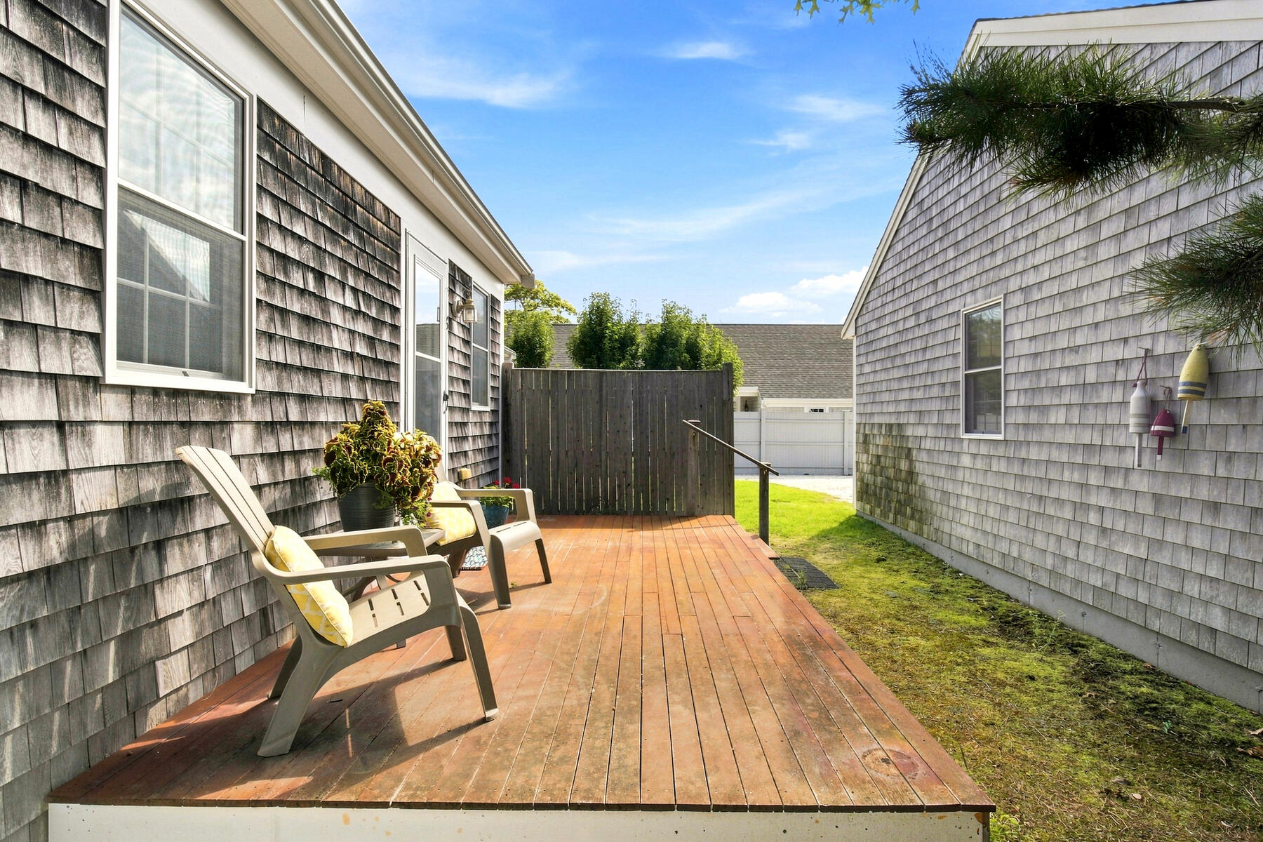 6 Stellwagen Way Property Photo 8
