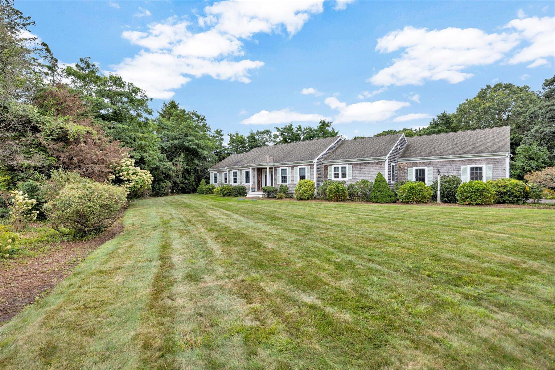 15 Red Cedar Circle Property Photo 1