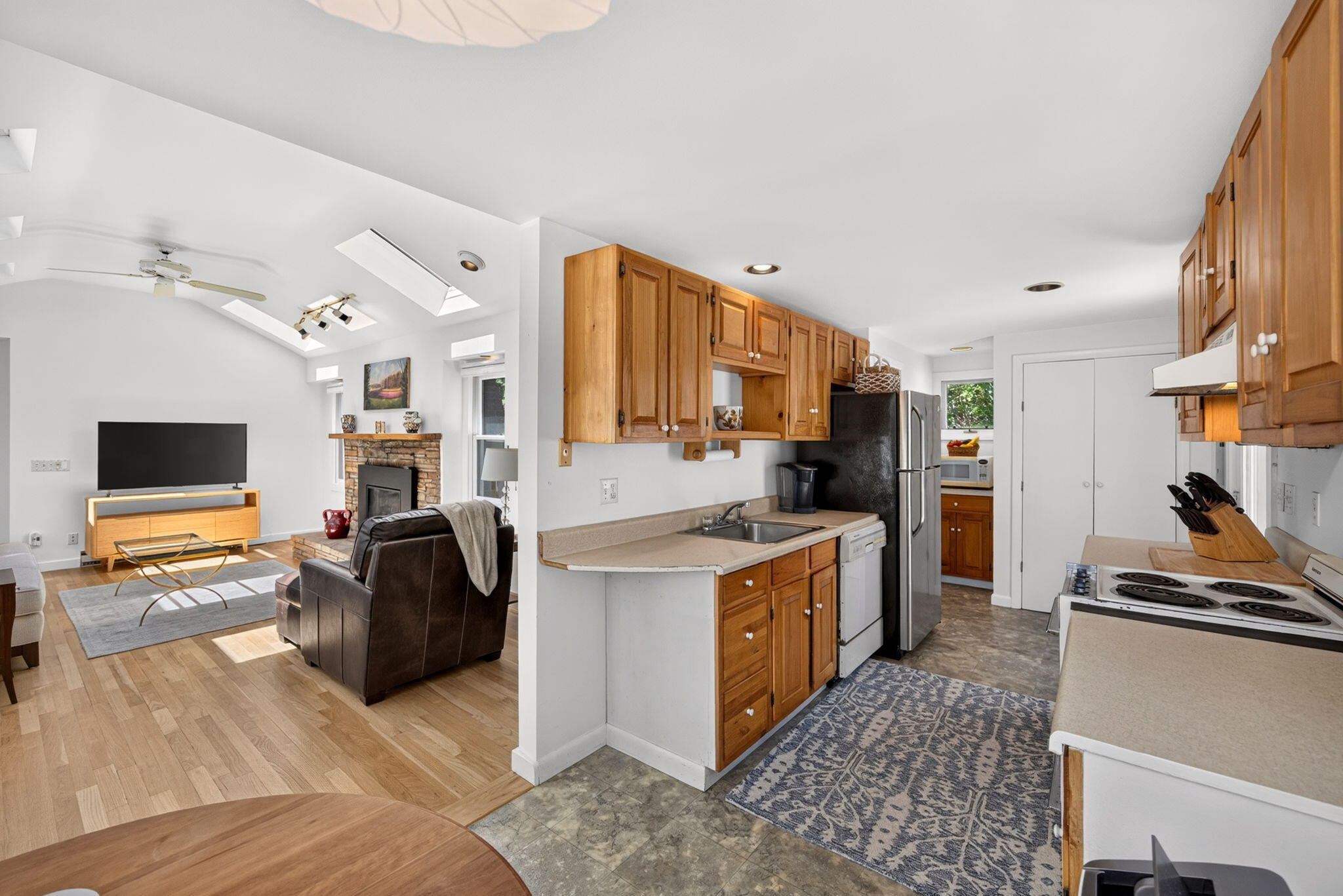 60 Valley Farm Road Property Photo 11
