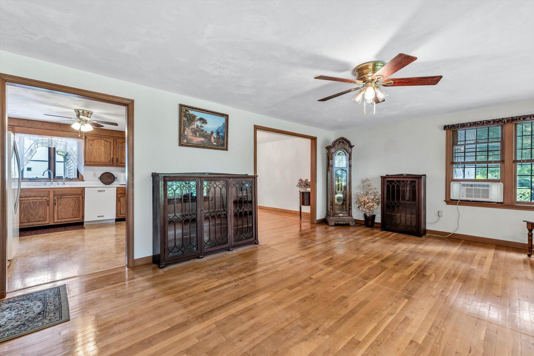 25 Wiley Post Lane Property Photo 7