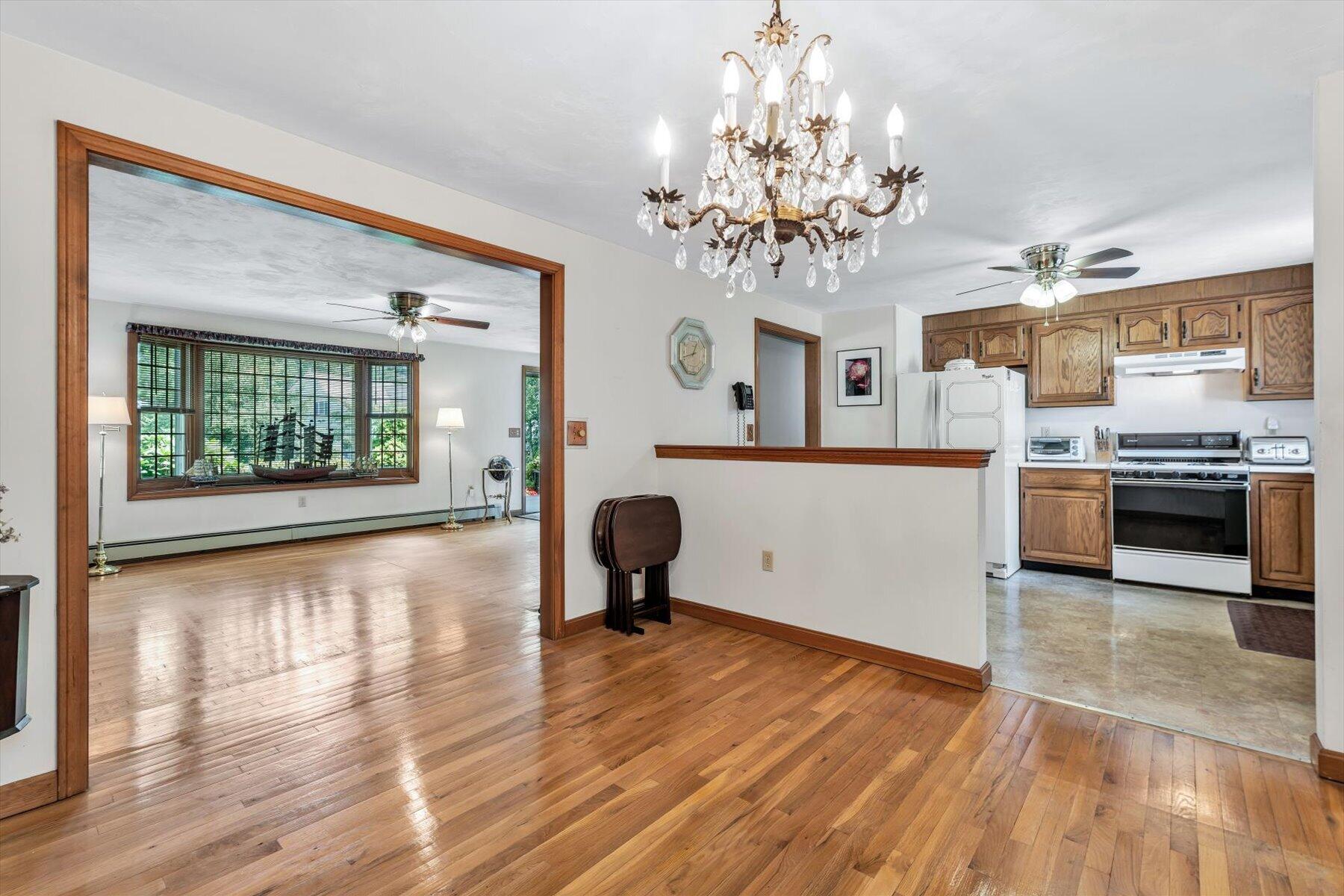 25 Wiley Post Lane Property Photo 10