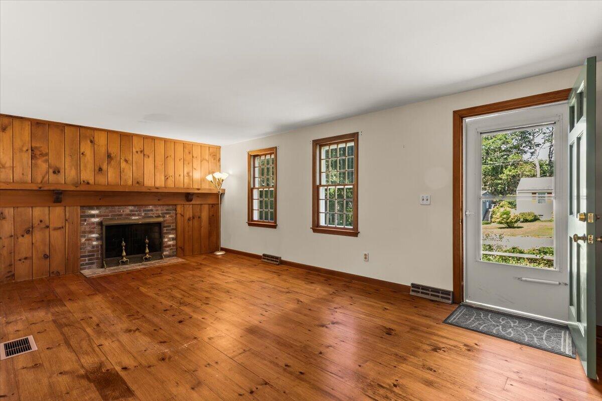 9 E Harbor Drive Property Photo 5
