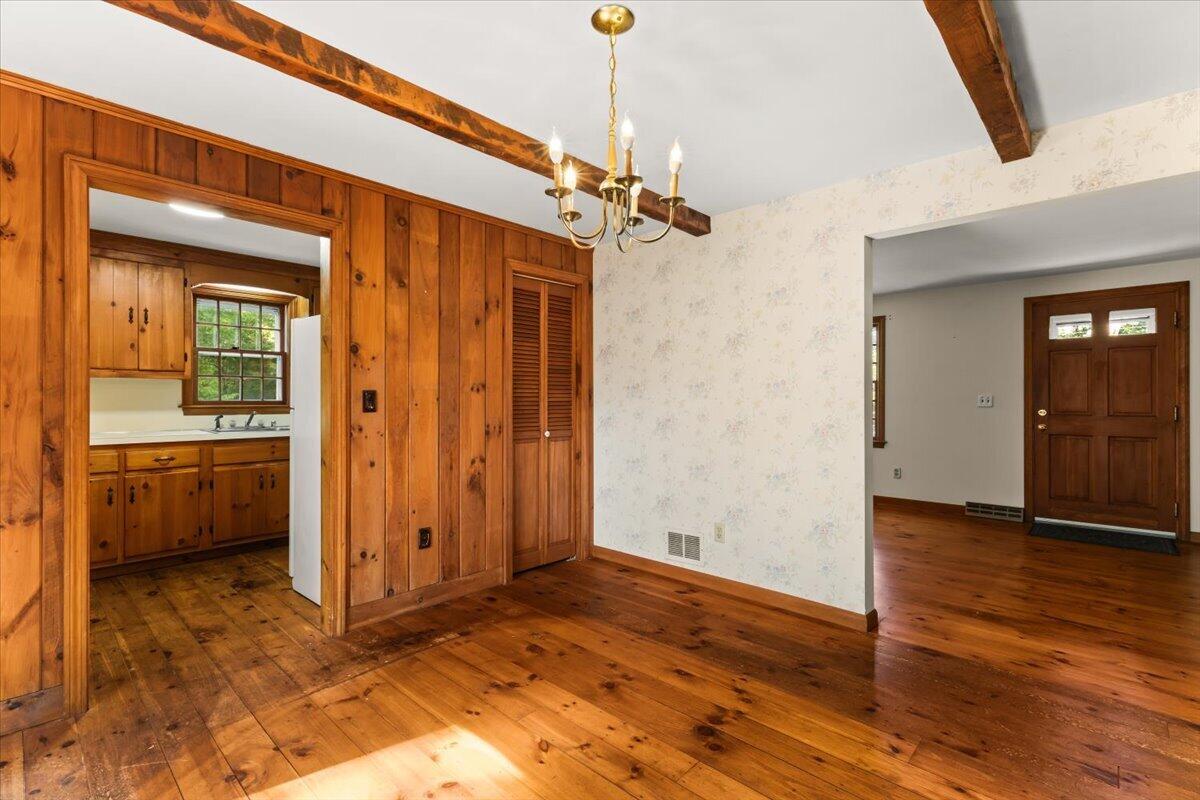 9 E Harbor Drive Property Photo 12