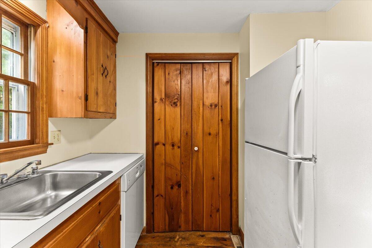 9 E Harbor Drive Property Photo 15