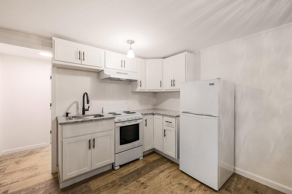 35 Pinecrest Avenue Property Photo 26