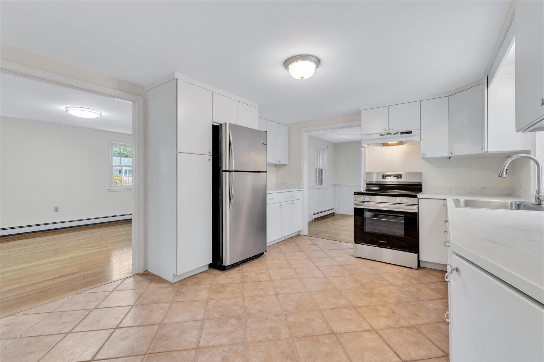67 Lakefield Road Property Photo 11